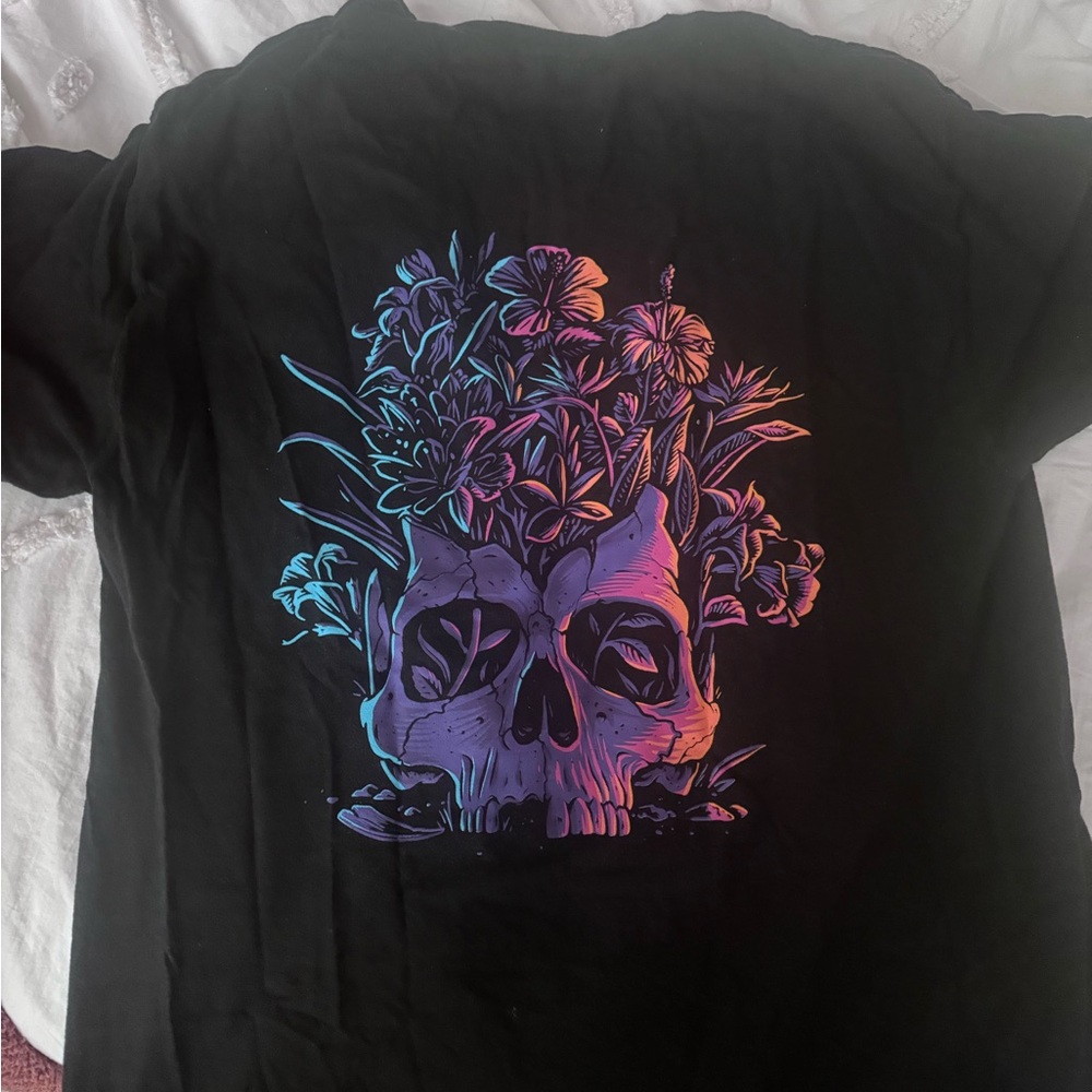 Black Graphic Skull and Flowers Men's Shirt